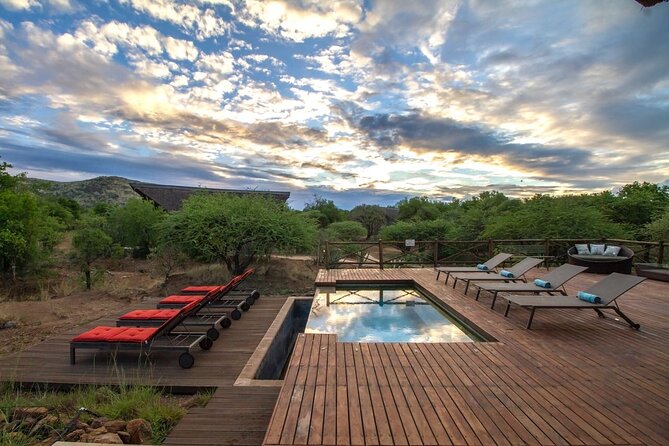 2 Day 4 Star Pilanesberg Safari - The final closed-vehicle drive extends the wildlife time