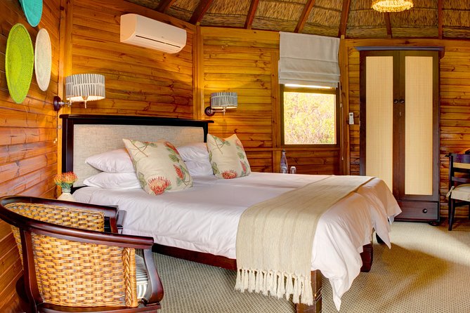 2 Day Safari Experience from Cape Town - Hermanus and the coastal return
