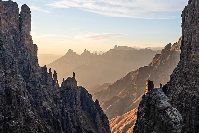 3 day Drakensberg hike - Day 2: High ground, big views, and the cave above the valleys