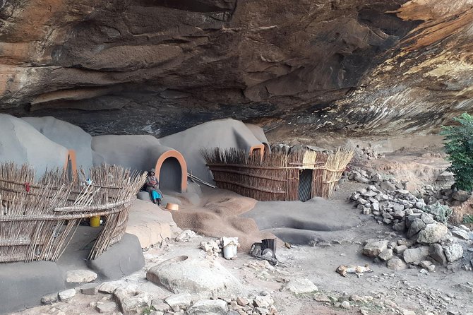 3 days Lesotho Private Tour, Sani Pass and Maletsunyana Falls - Day one: the rough climb over Sani Pass