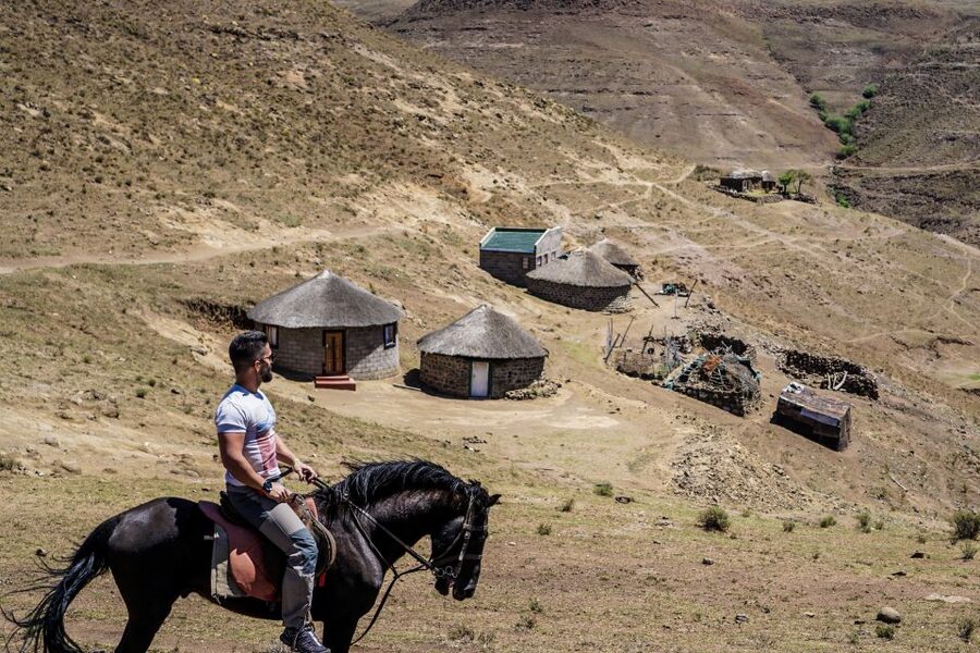 4x4 into Lesotho From Underberg - Horse Ride / Village Life - Lunch in the highlands, with a timing warning