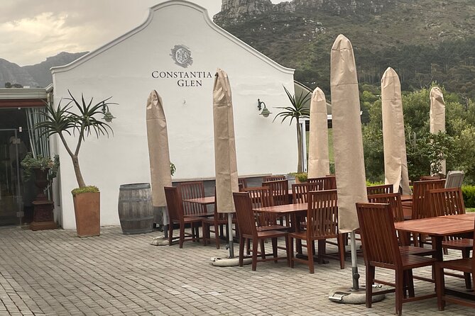 Airport Shuttle Affordable - Cape Town ( T4C TRANSPORT PTY LTD ) - Booking tips that prevent airport-day trouble