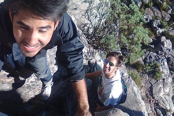 An exciting scramble on Table Mountain - What the Three-Hour Itinerary Feels Like