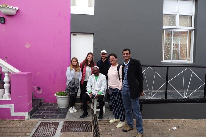Bo-Kaap: Walk with a local - Rooibos, coffee, and a local sweet