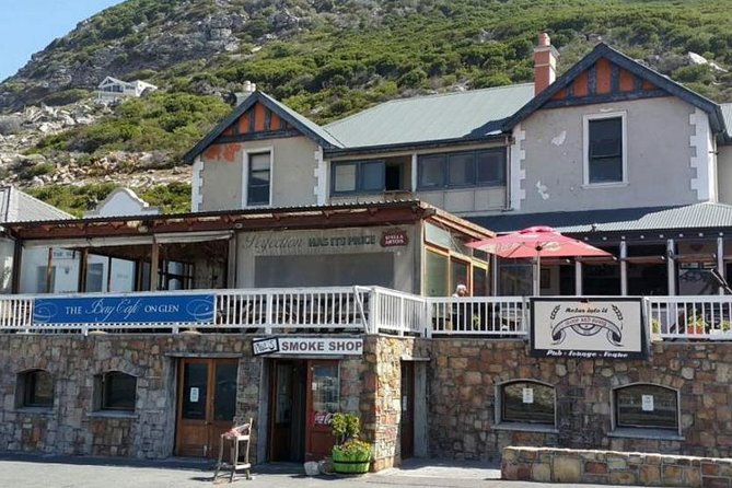 Booze Cruise Trike Tour Cape Town - Glencairn Beach and the Hotel Glencairn