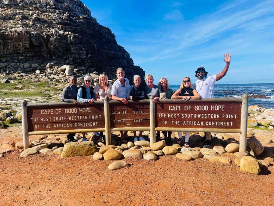 Cape of Good Hope and Penguins Private Tour with Entry Fees - Starting in Bo-Kaap: a quick look at Cape Town’s past