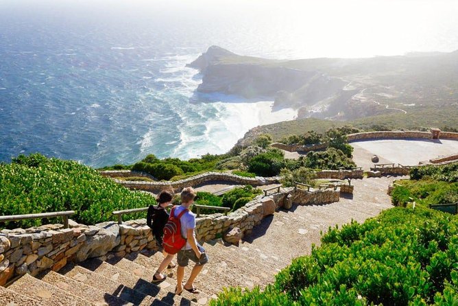 Cape Peninsula Full Day Tour - Simon’s Town and the Boulders Beach penguins