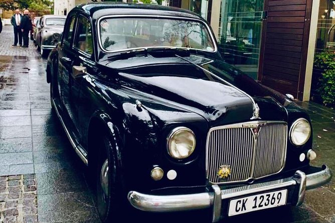 Cape Peninsula in a Vintage Car (Penguins, Cape Point & Chapman's Peak drive) - Comfort, timing, and the chauffeur’s role