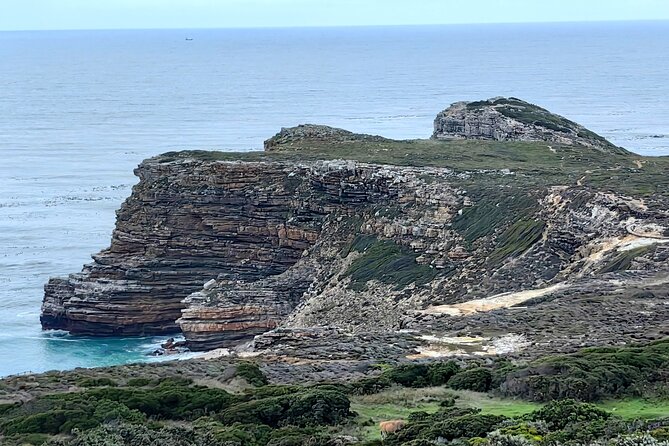 Cape Peninsula Tour - Chapman’s Peak turns the road into an attraction