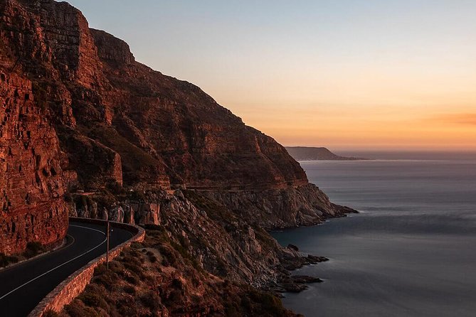 Cape Point & Penguins full day tour - Kalk Bay: a 30-minute taste of False Bay