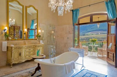Cape Private Wine Tour: 3 Regions, 3 Estates and 15 Wines