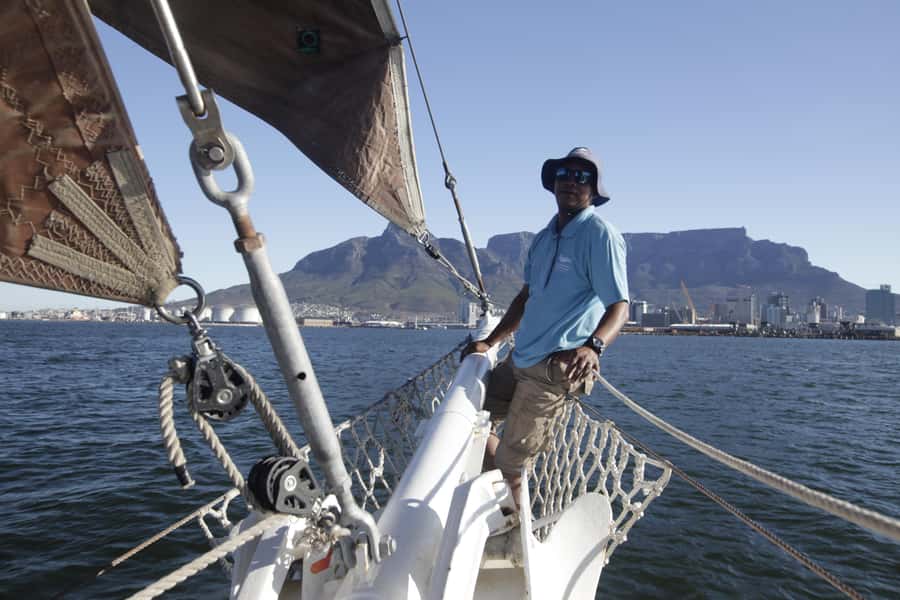Cape Town: 1 Hour Table Bay Sailing Tour - A bar aboard Spirit of Victoria