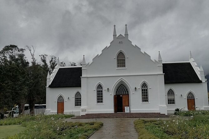 Cape Town airport transfer TO or FROM airport - Drivers, communication, and reliability