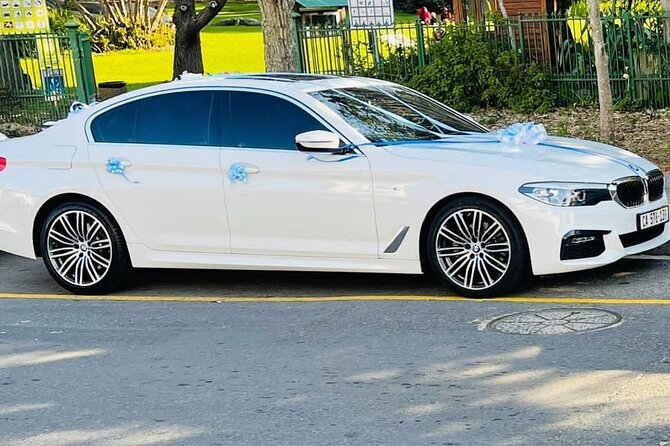 Cape Town Airport Transfers and Chauffeur Drive to all Hotels - What the airport meeting process is like