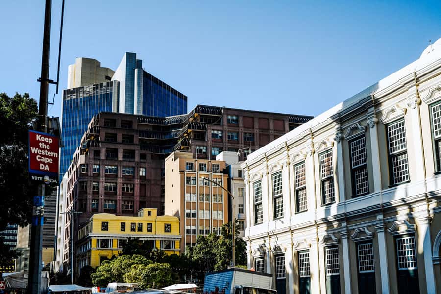Cape Town: Art, Culture & History Walking Tour - Greenmarket Square and Cape Town’s creative side