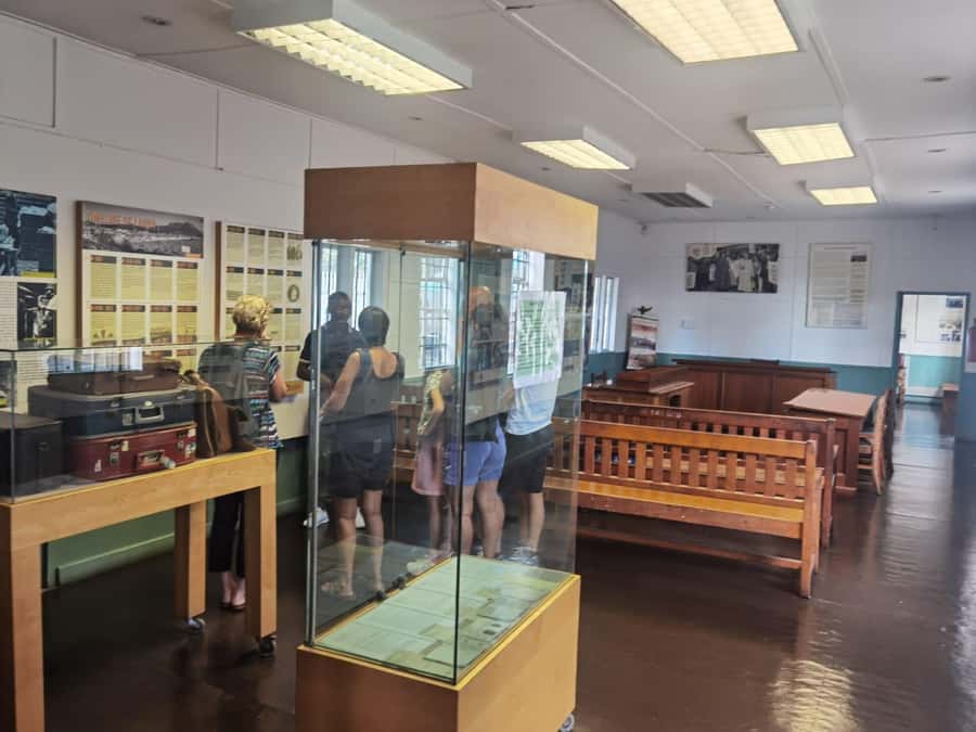 Cape Town: Authentic 3–4 Hour Cultural Township Experience - What the guides add to the experience