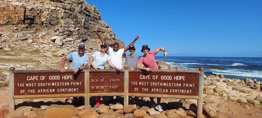 Cape Town: Cape of Good Hope, Penguins and Sightseeing Tour - Five details that shape the day