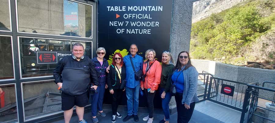 Cape Town: Cape of Good Hope, Penguins and Sightseeing Tour - Table Mountain and the aerial cable car