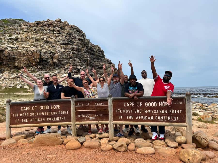 Cape Town: Cape of Good Hope, Penguins Instagram Group Tour - Ten Minutes at Camps Bay and Maiden’s Cove