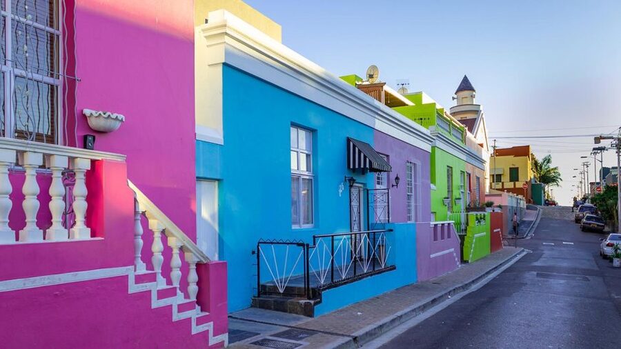 Cape Town City: Full Day Tour - Slave Lodge and the city’s difficult past