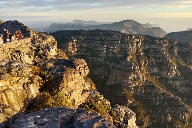 Cape Town City Sightseeing and Table Mountain Private Day Tour - Signal Hill’s broad city and ocean views
