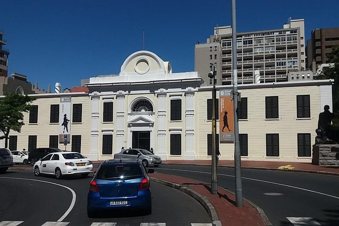 Cape Town City Tour Camps Bay Beach Plus Table Mountain Ticket - Signal Hill for harbor and Robben Island views