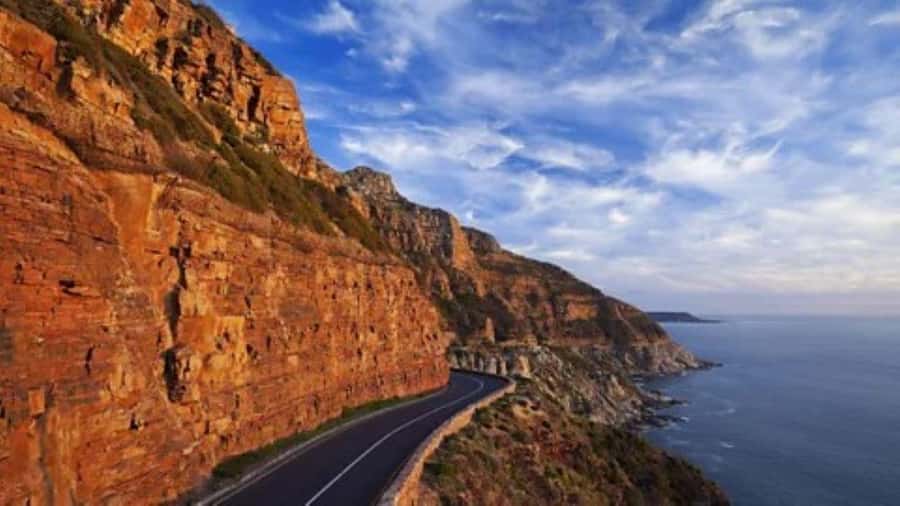 Cape Town: Full-Day Cape Peninsula Tour & Penguin Beach - Atlantic beaches on the road to Hout Bay