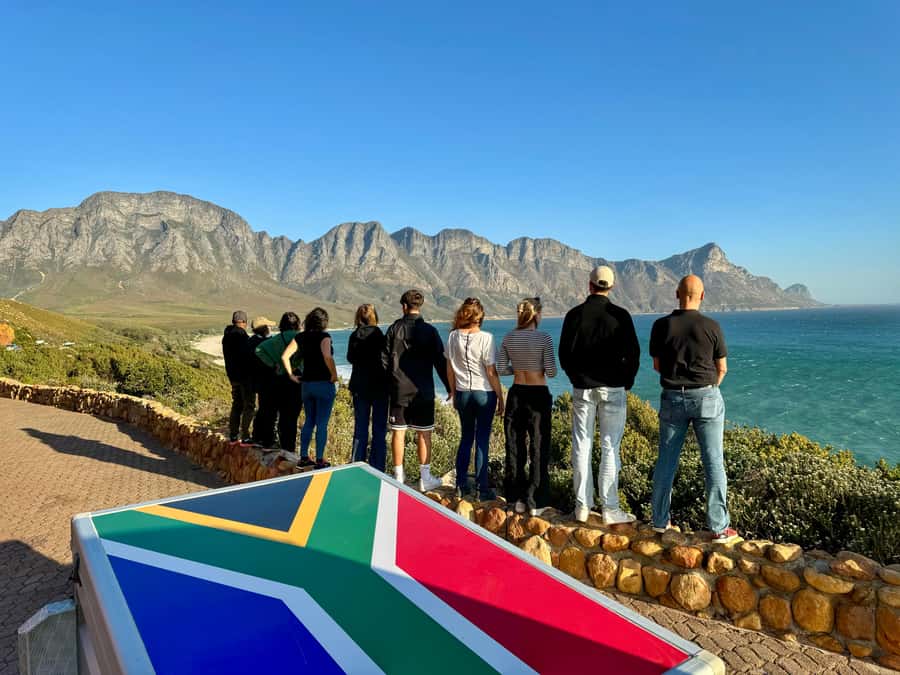 Cape Town: Garden Route and Addo Elephant Park 6-Day Safari - The small-group setup and guide quality