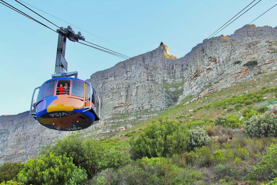 Cape Town: Guided Half-Day City Tour with Table Mountain - Castle of Good Hope, Parliament, and City Hall