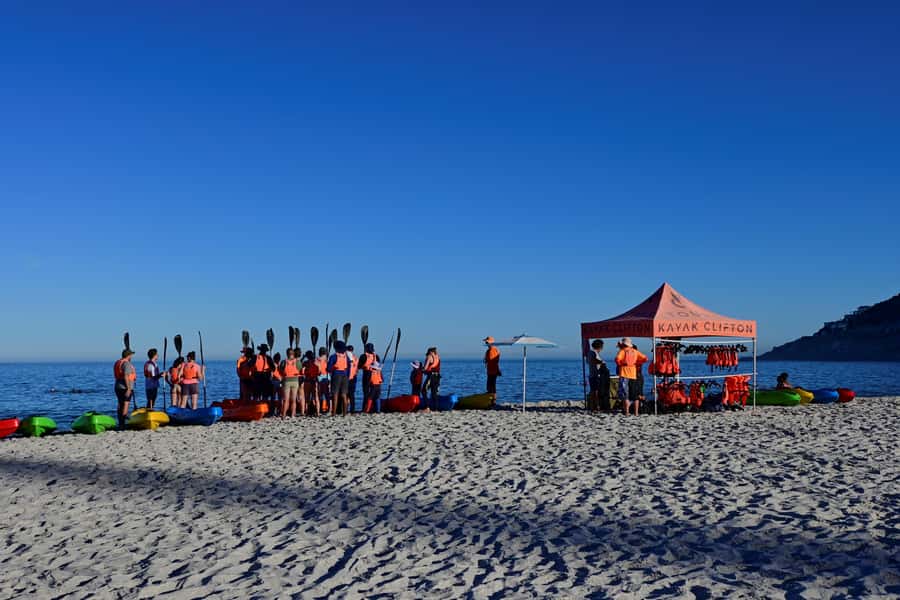 Cape Town: Guided Kayak Tour of Clifton Beaches & The Coast - The 90-minute route across Clifton Bay