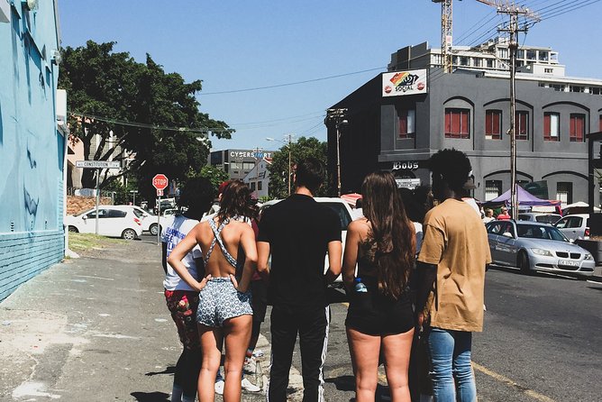 Cape Town Hostel Pub Crawl & LinkUps - Should you book the Cape Town Hostel Pub Crawl?