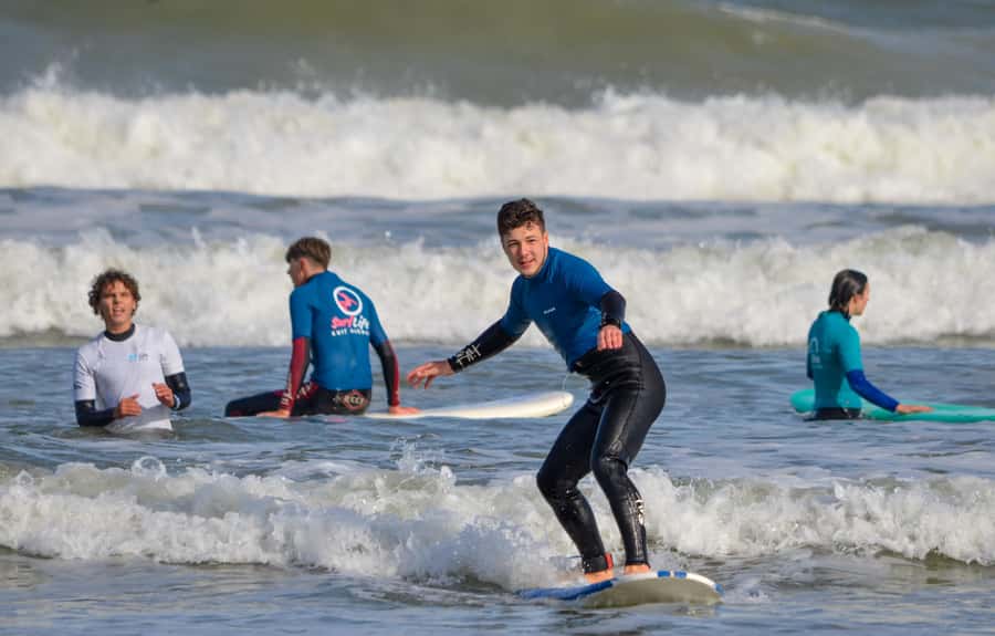 Cape Town:Learn to surf with the best view of Table Mountain - Learning the pop-up that gets you standing
