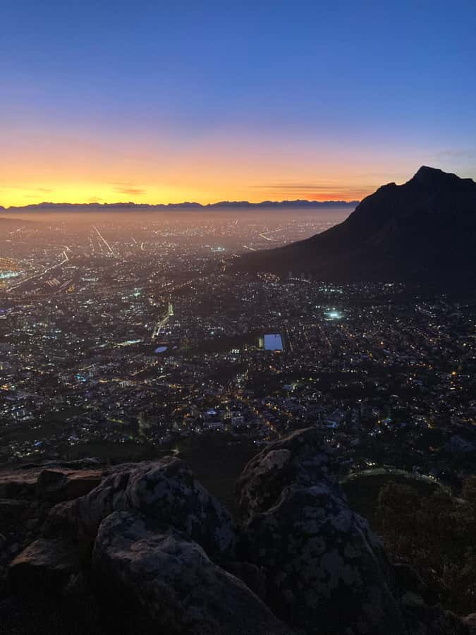Cape Town: Lion's Head Guided Sunrise/Sunset Hike - Following the switchbacks around the mountain