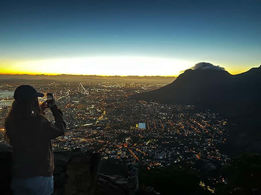 Cape Town: Lion's Head Summit Hike - Private - Who should book this hike?