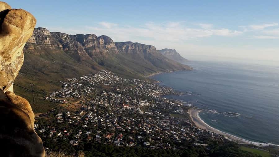 Cape Town: Lion's Head Sunrise with coffee or Sunset Hike - The middle climb, from Clifton to central Cape Town