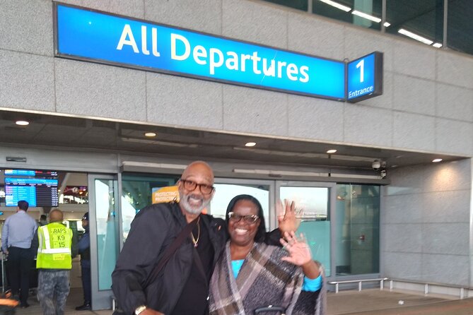 Cape Town Private Airport Transfer - Train station departures and arrivals