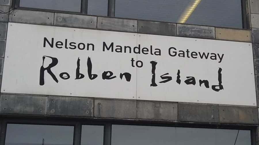 Cape Town: Private Robben Island Half-Day Tour with Pickup - Victoria and Alfred Waterfront before the boat