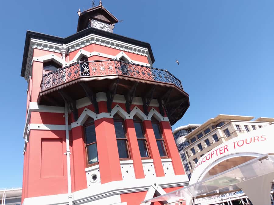 Cape Town: Robben Island Ferry and Guided Tour - Nelson Mandela’s cell and the prison yard