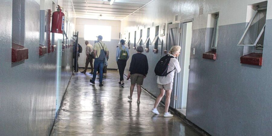 Cape Town: Robben Island ferry ticket plus Guided Tour - The island tour and its compact bus ride