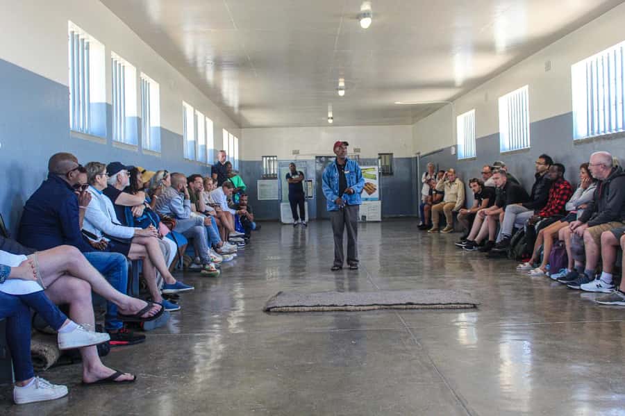 Cape Town: Robben Island ferry ticket plus Guided Tour - Nelson Mandela’s cell, the moment many people expect