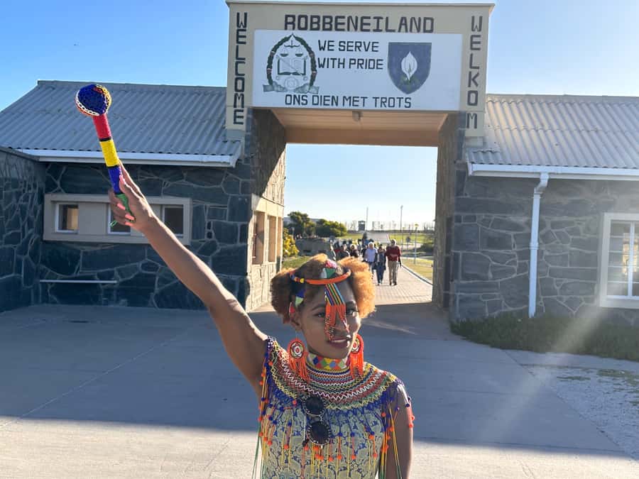 Cape Town: Robben Island & Table Mountain w/Hotel Transfer - Robben Island and the walk toward freedom