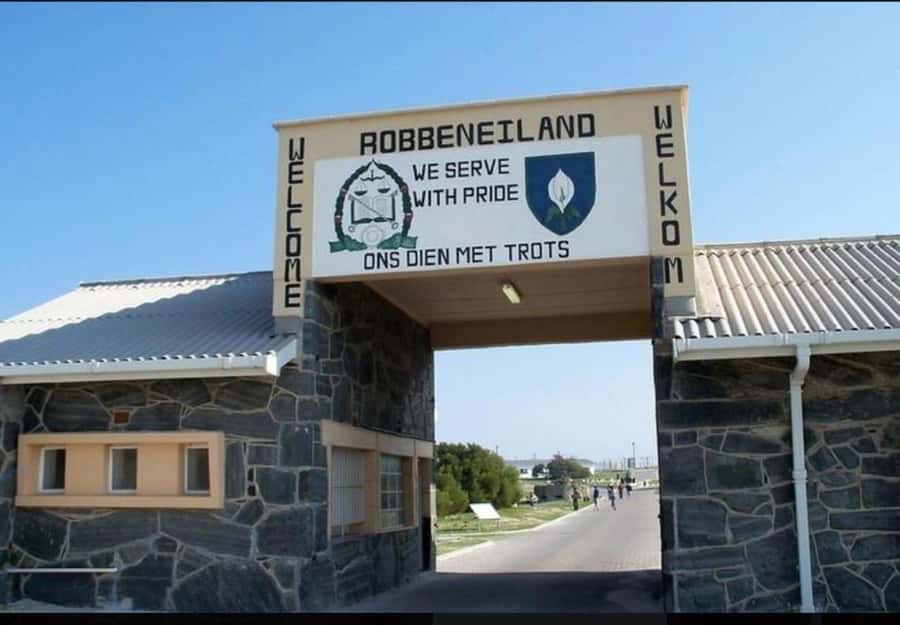 Cape Town: Robben Island Tour Including all Entry Tickets. - Starting at the Nelson Mandela Gateway