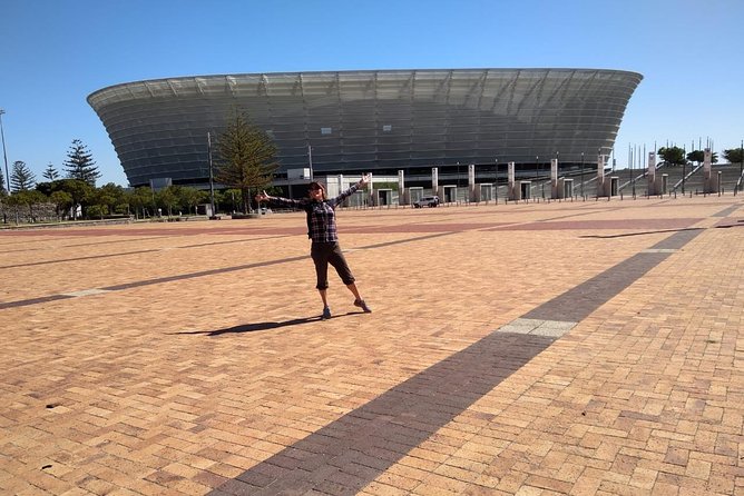 Cape Town's Finest City Bike Tour - Greenmarket Square and central Cape Town