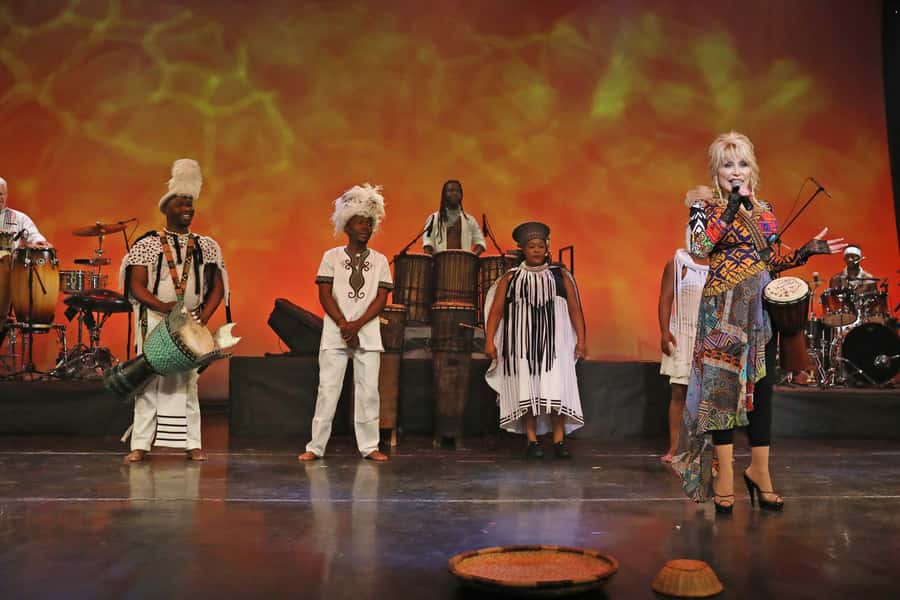 Cape Town: Silvermist Estate Wine Tasting & Drumstruck Show - Drumstruck turns the audience into the band