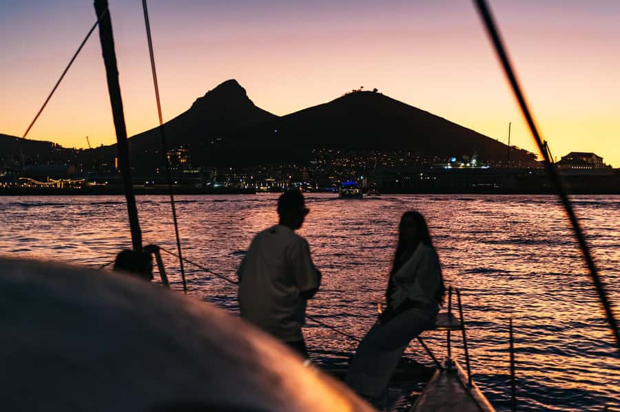 Cape Town: Sunset Catamaran Cruise on Table Bay with Bubbles - Key points to know before you book