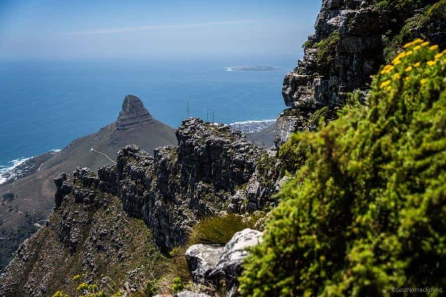 Cape Town: Table Mountain Abseiling Experience - The rocky hike back to the summit