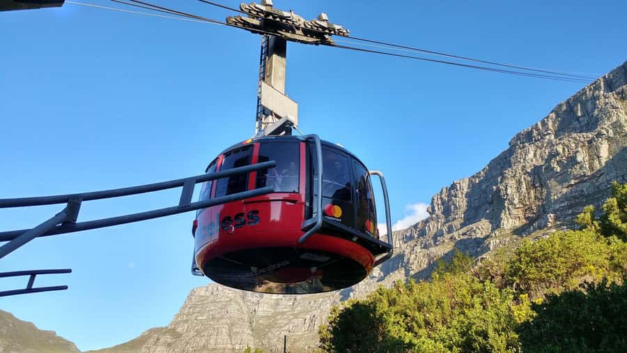 Cape Town: Table Mountain, Boulders Beach, & Cape Point Tour - Table Mountain gives you the grand opening