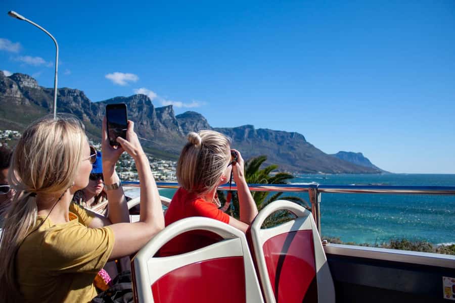 Cape Town: Table Mountain Cable Car, Hop-On Hop-Off Bus Tour - The walking tours: city history and Bo-Kaap