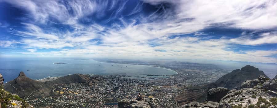 Cape Town: Table Mountain Half–Day India Venster Hike - Riding the cable car down