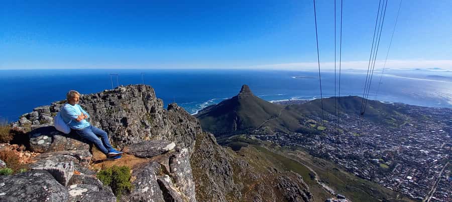 Cape Town: Table Mountain Hike via India Venster Morning - Chains, staples, and moderate climbing